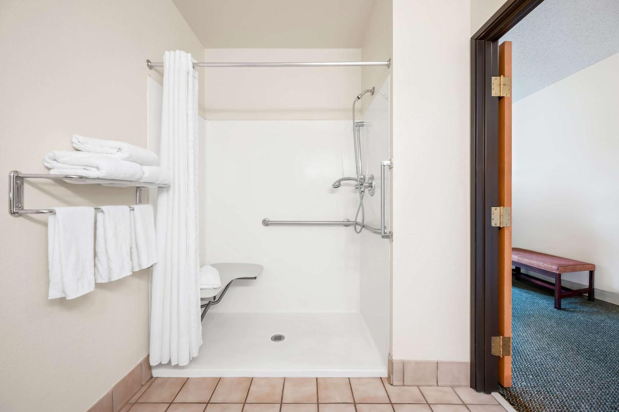 Best Western Annawan Inn Eksteriør billede