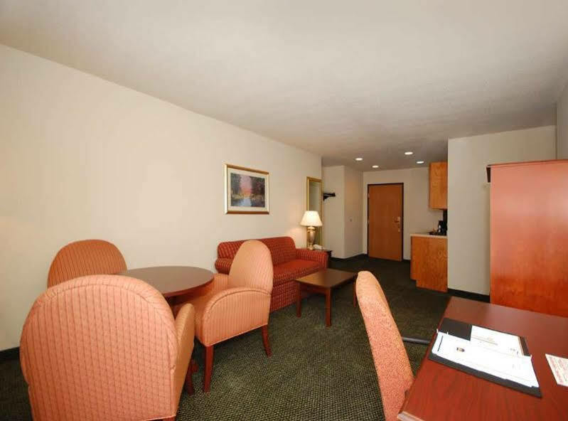 Best Western Annawan Inn Eksteriør billede